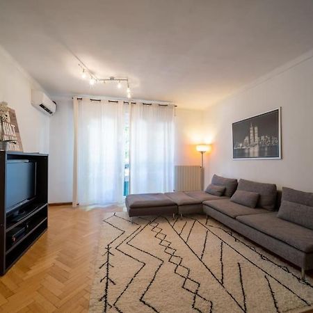 Appartement Climatise Tout Equipe A Cote Du Stade Velodrome 马赛 外观 照片