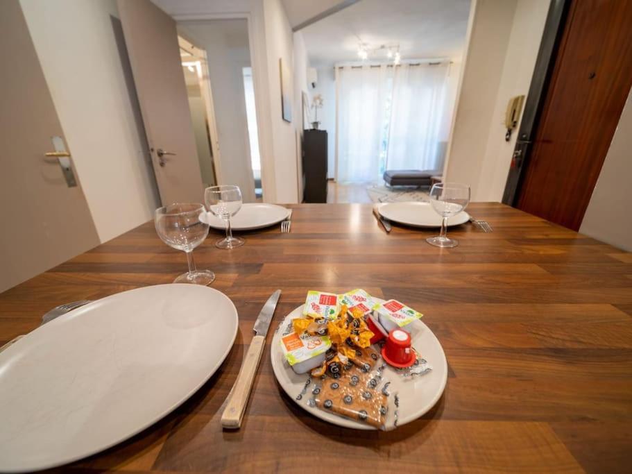 Appartement Climatise Tout Equipe A Cote Du Stade Velodrome 马赛 外观 照片